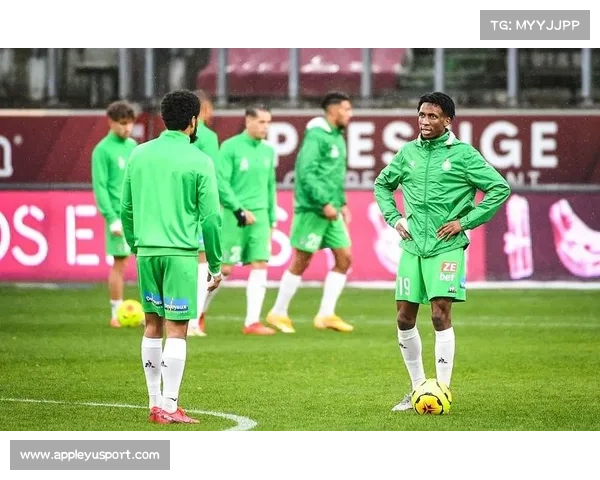 欧冠联赛尼姆蒙彼利埃轻取维也纳新城，塔卡助球队晋级