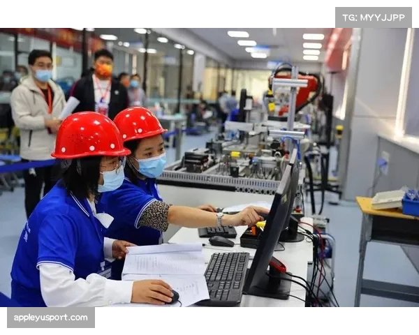 人物聚焦：蓝领中锋的坚守：xxx如何凭借扎实的低位顶防在联盟立足十年